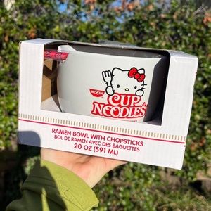 hello kitty cup noodle bowl and chopstick set